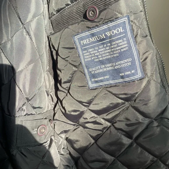 Abercrombie & Fitch Premium Wool Coat L - Picture 6 of 16